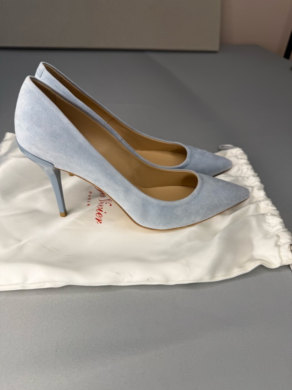 Roger Vivier Light Blue Suede Heels Pumps Size 37.5 Italian Luxury w/ dust bag - Picture 3 of 14
